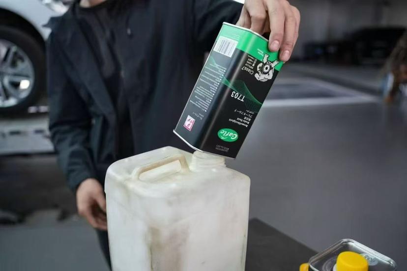 volkswagen-brake-fluid-service-professional-brake-fluid-maintenance-for-volkswagen-vehicles-with-gafle