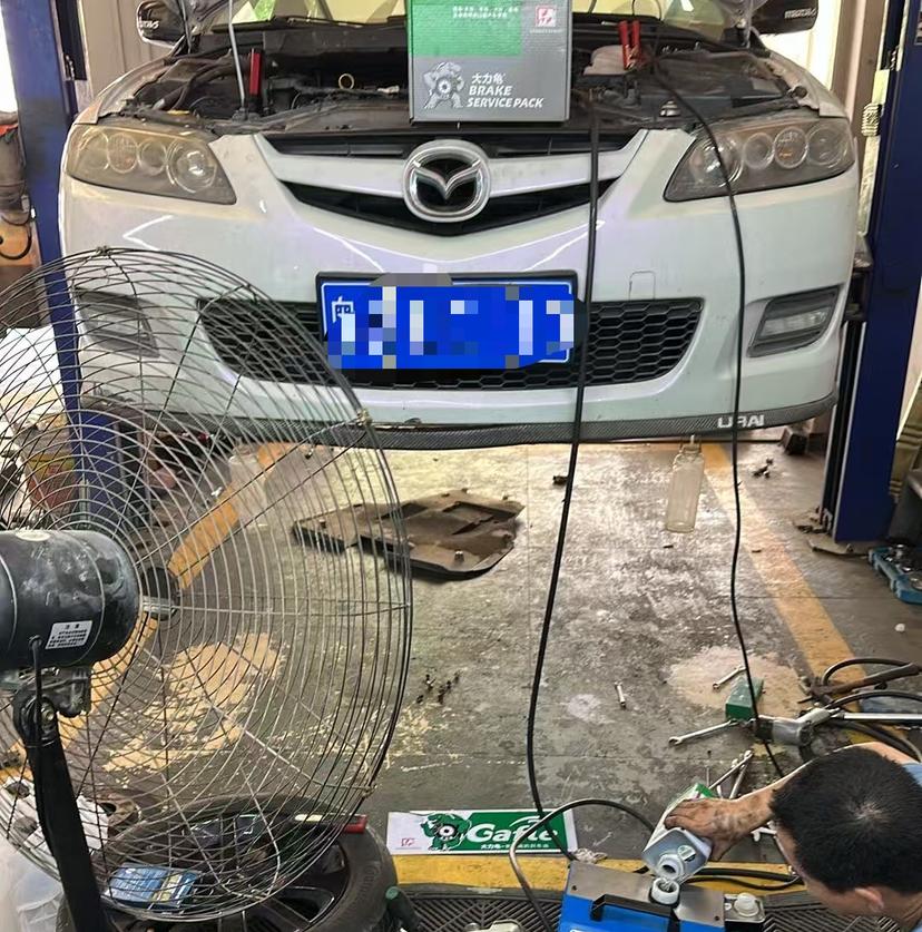 mazda-brake-fluid-service-with-turtle-power-supporting-responsive-braking-performance